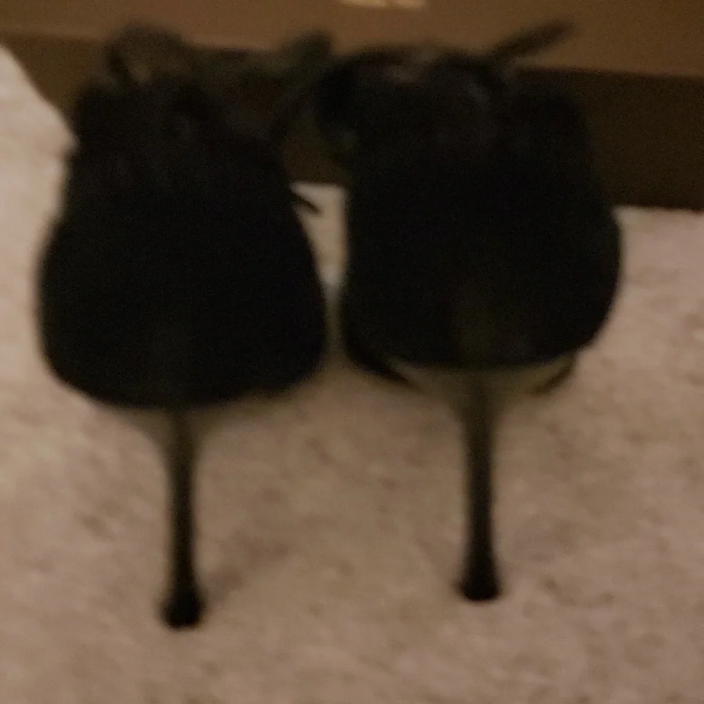 Gucci Suede Heels size 9 1/2 - Picture 5 of 9